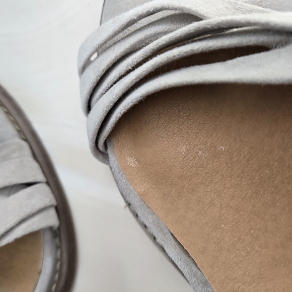 Lucky Brand Gray Heels with Elegant Strappy Design - Picture 3 of 13